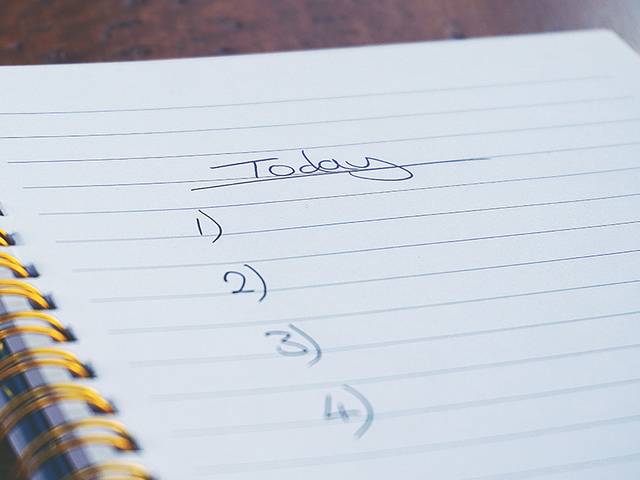 Coaching-set-daily-goals-tknb