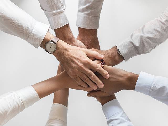 Hr-open-communication-and-trust-tknb Hr-open-communication-and-trust-tknb